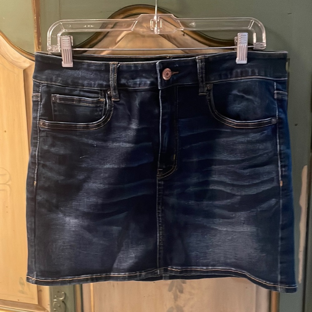 American Eagle outfitters denim skirt, next level stretch, size 12